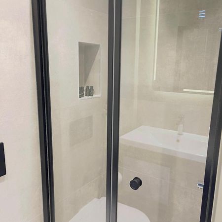 Aymira Suite Hotel Istanboel Buitenkant foto