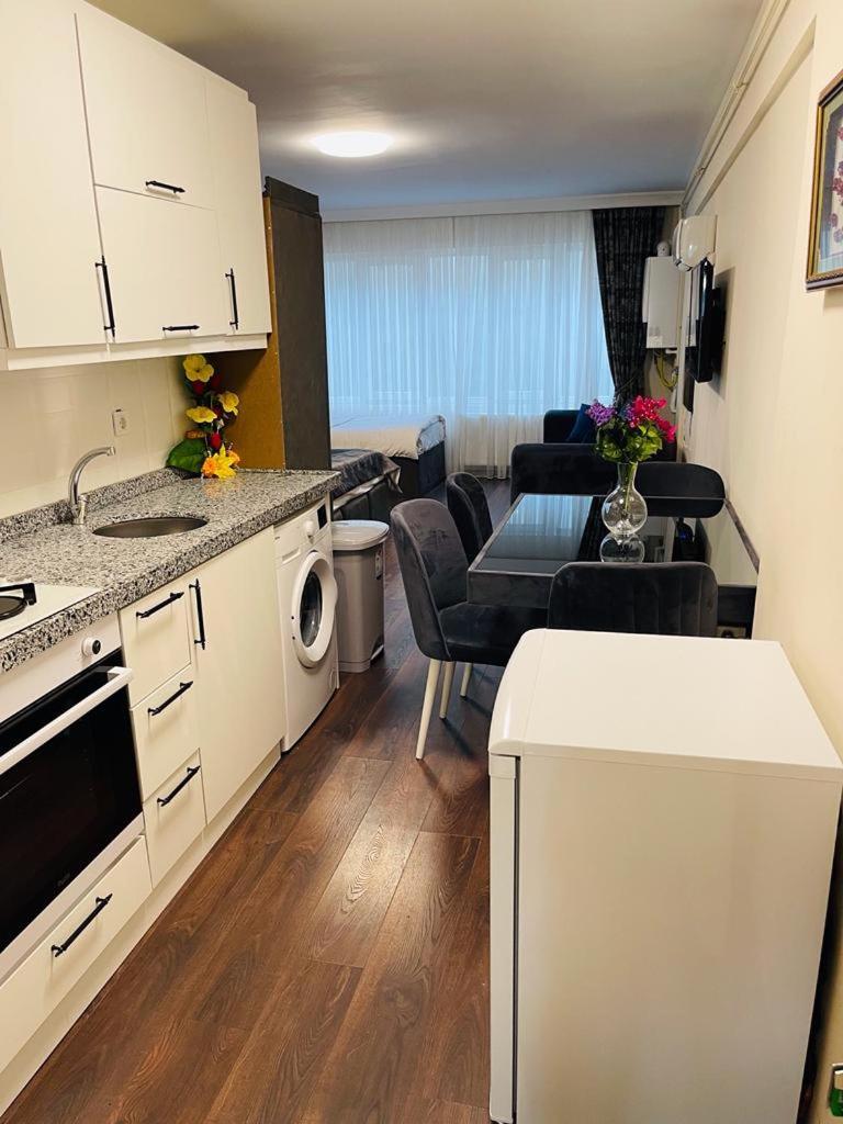Aymira Suite Hotel Istanboel Kamer foto